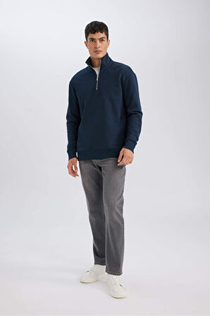DeFacto Lacivert 3 İplik Pamuklu Şardonlu İçi Polarlı Comfort Regular Fit Rahat Kalıp Dik Yaka Fermuarlı Kalın Sweatshirt D9067AXNSNV163