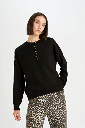 DeFacto Oversize Geniş Kalıp Düğmeli Yaka Triko Kazak D4913AXNSBK81