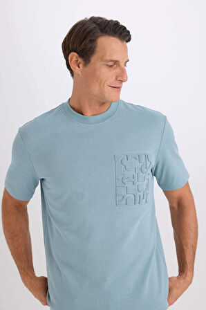 DeFacto Regular Fit Bisiklet Yaka Kısa Kollu Ağır Kumaş Tişört D8923AX25SPBE380