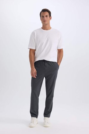 DeFacto Relax Fit Rahat Kesim Düz Paça Krinkıl Yazlık Kumaş Pantolon C3930AX25SPAR15