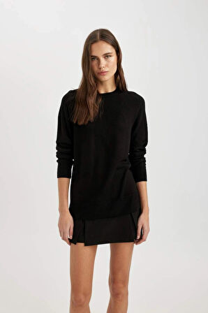 I6913 Yumuşak Dokulu Bisiklet Yaka Reglan Kol Basic Düz Triko Kazak