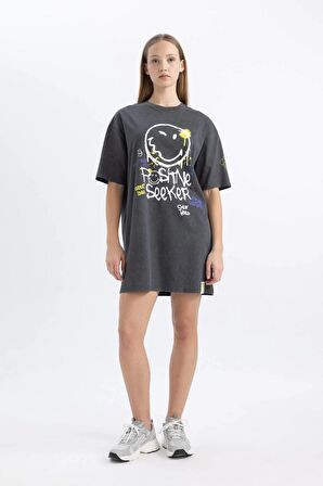 DeFacto Coool SmileyWorld Bisiklet Yaka Penye Kısa Kollu Mini Tişört Elbise C3489AX24SPAR191