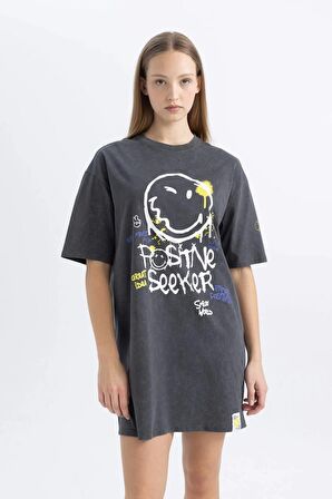 DeFacto Coool SmileyWorld Bisiklet Yaka Penye Kısa Kollu Mini Tişört Elbise C3489AX24SPAR191