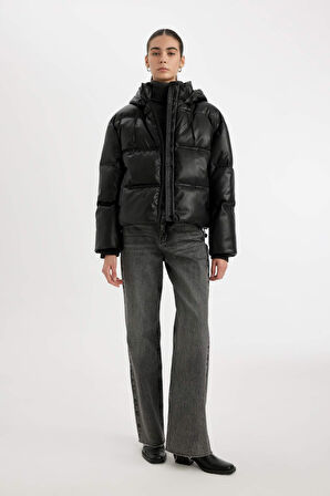 DeFacto Su İtici Suni Deri Mont Kapüşonlu İçi Polarlı Fermuarlı Cepli A0804AX24WNBK27