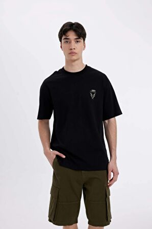 DeFacto %100 Pamuk Comfort Regular Fit Rahat Kalıp Bisiklet Yaka Sırt Baskılı Kısa Kollu Tişört C4088AX24SMBK81