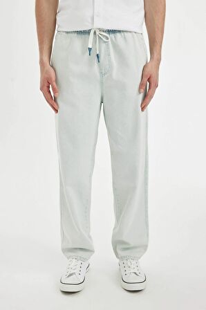 DeFacto Wide Leg Fit Geniş Kalıp Normal Bel Geniş Paça Yazlık Jean Pantolon C2045AX24SMNM63