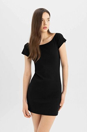 DeFacto Coool Bodycon Vücuda Oturan Kayık Yaka Basic Düz Fitilli Kaşkorse Kısa Kollu Mini Elbise A7362AX24SMBK81