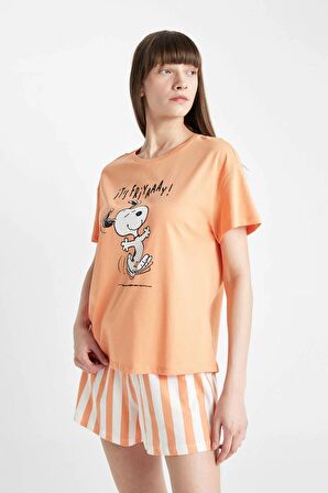 Fall in Love Snoopy Kısa Kollu Şortlu Pijama Takımı