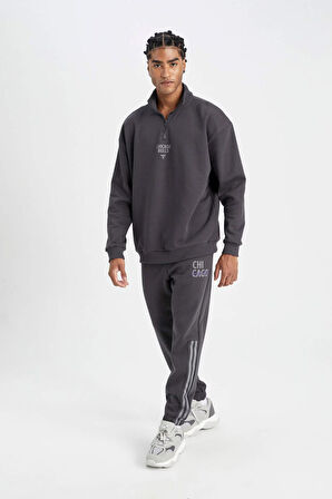 DeFactoFit NBA Chicago Bulls Oversize Fit Dik Yaka Fermuarlı Kalın Sweatshirt C9261AX24AUAR231