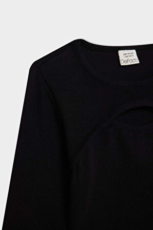 DeFacto Kız Çocuk Slim Fit Dar Kesim Bisiklet Yaka Fitilli Kaşkorse Uzun Kollu Siyah Tişört D0705A824AUBK81