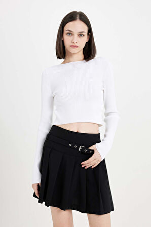 DeFacto Yüksek Bel Basic Düz Kemerli Pileli Siyah Mini Etek D4470AX24AUBK27