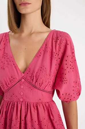 DeFacto Babydoll Vual Kısa Kollu Brode Mini Elbise D4402AX24HSPN184