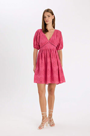 DeFacto Babydoll Vual Kısa Kollu Brode Mini Elbise D4402AX24HSPN184