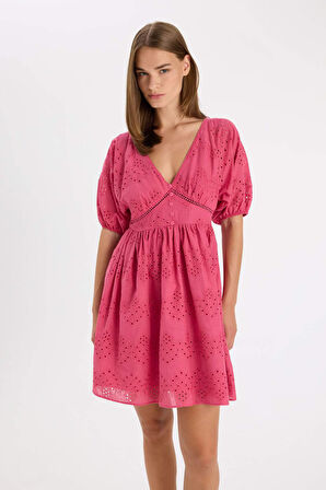 DeFacto Babydoll Vual Kısa Kollu Brode Mini Elbise D4402AX24HSPN184