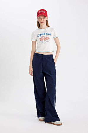 DeFacto Coool Wide Leg Geniş Bol Paça Normal Bel Pantolon Cepli Şerit Detaylı D4404AX24AUNV241