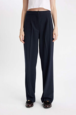 DeFacto Wide Leg Kumaş Pantolon Geniş Bol Paça Esnek Belli Basic Düz Standart Boy D4356AX24AUNV199
