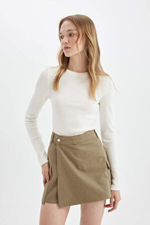 DeFacto Regular Fit Normal Bel Kargo Cepli Gabardin Şort Etek D4991AX24AUKH474