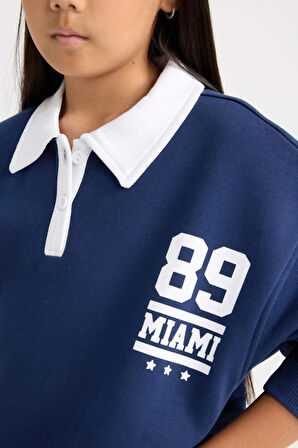 DeFacto Kız Çocuk Oversize Geniş Kalıp Polo Yaka Baskılı İçi Yumuşak Tüylü Kalın Sweatshirt D3497A824WNNV241