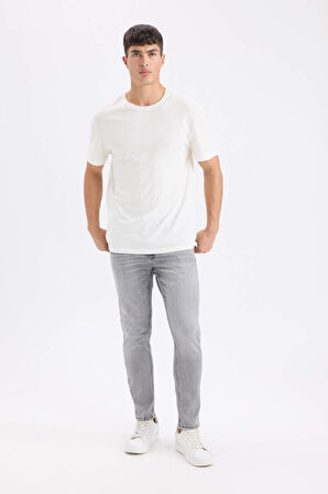 DeFacto Carlo Skinny Fit Ekstra Dar Kalıp Normal Bel Ekstra Dar Paça Jean Pantolon C5745AX24AUNM18