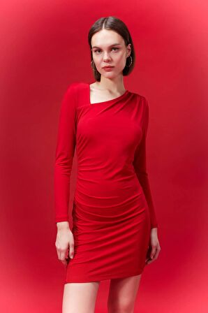 DeFacto Bodycon Vücudu Saran Basic Düz Kayık Yaka Drapeli Uzun Kollu Mini Kırmızı Elbise C4365AX24SPRD335