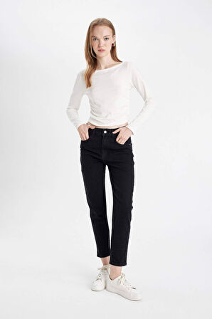DeFacto Comfort Mom Yüksek Bel Rahat Kalıp Hafif Dar Paça Bilek Boy Jean Pantolon D4305AX24AUNM40