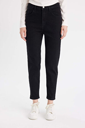 DeFacto Comfort Mom Yüksek Bel Rahat Kalıp Hafif Dar Paça Bilek Boy Jean Pantolon D4305AX24AUNM40