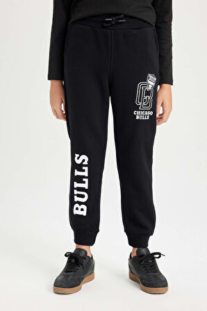 DeFacto Erkek Çocuk NBA Chicago Bulls Siyah Beli Paçası Lastikli Cepli Jogger Eşofman Altı D3141A824AUBK81