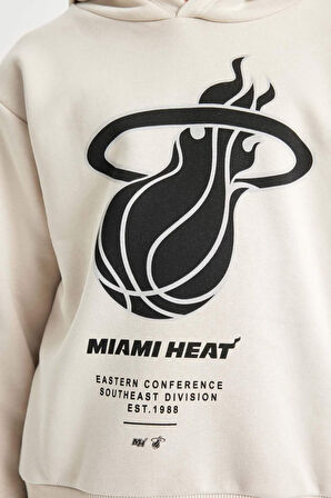 DeFacto Erkek Çocuk NBA Miami Heat Kapüşonlu Sweatshirt D3143A824AUER37