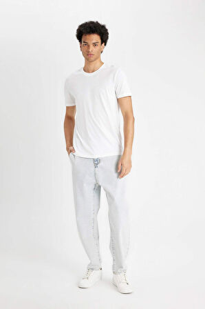DeFacto %100 Pamuk Relaxed Slouchy Fit Rahat Kesim Havuç Kalıp Normal Bel Daralan Paça Jean Pantolon B8321AX24AUNM63