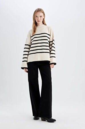DeFacto Oversize Fit Yarım Balıkçı Yaka Kazak A7047AX24WNER103