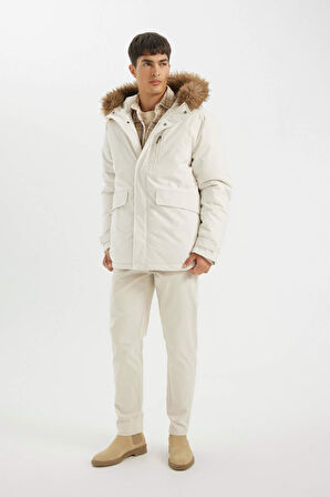 Regular Fit Kapüşonlu Fermuarlı Parka