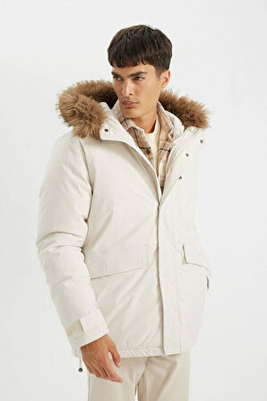 Regular Fit Kapüşonlu Fermuarlı Parka