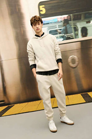 X8283 Regular Fit Kapüşonlu Cepli İçi Yumuşak Tüylü Basic Düz Sweatshirt