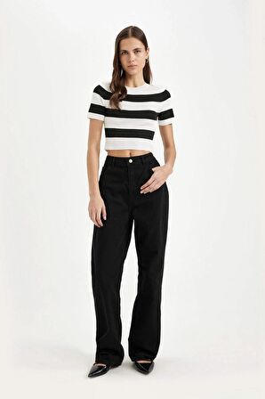 DeFacto Crop Çizgili Bisiklet Yaka Kısa Kollu Triko Tişört C4408AX24SPBK27