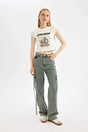 DeFacto Coool Star Wars-Mandalorian Oversize Fit Bisiklet Yaka Kısa Kollu Tişört D1315AX24SMER98