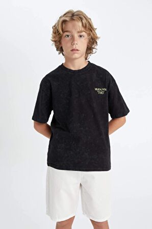 DeFacto Erkek Çocuk Oversize Fit Bisiklet Yaka Yıkamalı Kısa Kollu Tişört C6283A824HSBK81