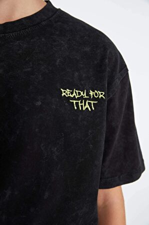 DeFacto Erkek Çocuk Oversize Fit Bisiklet Yaka Yıkamalı Kısa Kollu Tişört C6283A824HSBK81