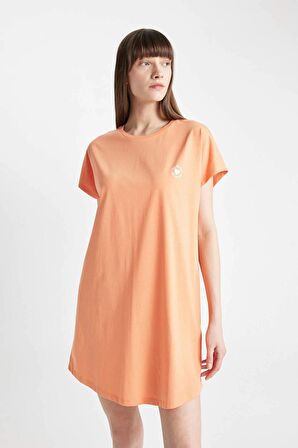DeFacto Regular Fit Bisiklet Yaka Kısa Kollu Gecelik-Fall in Love C7900AX24HSOG300