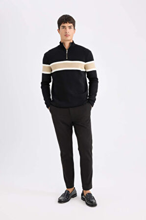 DeFacto Tailored Fit Normal Kesim Düz Paça Her Yöne Esneyen Yazlık Kumaş Pantolon C7508AX25SPBK27