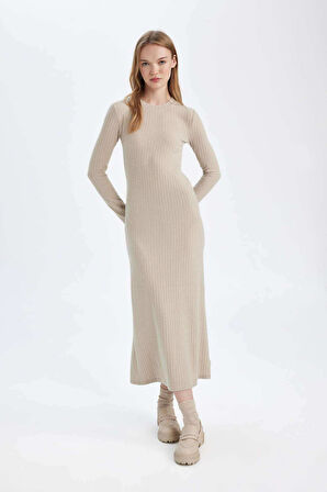DeFacto Bodycon Vücudu Saran Bisiklet Yaka Basic Düz Kaşkorse Uzun Kollu Maxi Elbise D3373AX24WNBG123