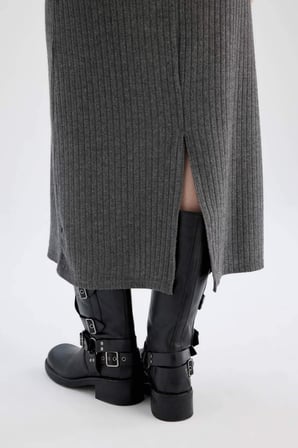 DeFacto Bodycon Vücudu Saran Bisiklet Yaka Basic Düz Kaşkorse Uzun Kollu Maxi Elbise D3373AX24WNAR104