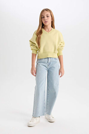 DeFacto Kız Çocuk Cropped Fit V Yaka Basic Düz Sweatshirt D7047A824WNGN659