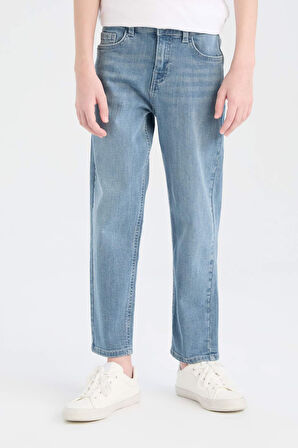 DeFacto Erkek Çocuk Straight Fit Düz Paça Basic Düz Jean Pantolon D9016A825SMNM84