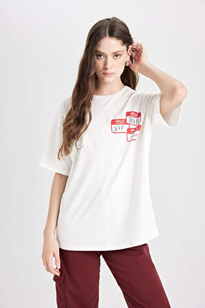 DeFacto Coool Beetlejuice Oversize Geniş Kalıp Bisiklet Yaka Sırt Baskılı Kısa Kollu Tişört D8361AX24AUWT32