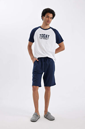 DeFacto Regular Fit Baskılı Kısa Kollu Şortlu Pijama Takımı C3107AX24HSWT34
