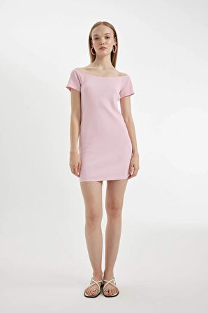 DeFacto Coool Bodycon Vücuda Oturan Kayık Yaka Basic Düz Fitilli Kaşkorse Kısa Kollu Mini Elbise A7362AX24SMPN205