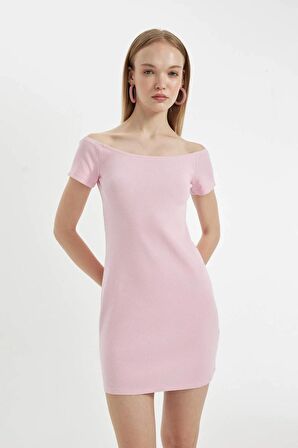 DeFacto Coool Bodycon Vücuda Oturan Kayık Yaka Basic Düz Fitilli Kaşkorse Kısa Kollu Mini Elbise A7362AX24SMPN205