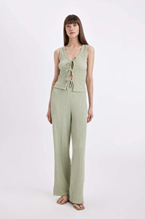 DeFacto Wide Leg Geniş Paça Beli Lastikli Basic Düz Bürümcük Pantolon D3570AX24AUGN1105