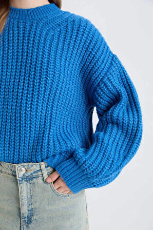 DeFacto Coool Oversize Geniş Kalıp Bisiklet Yaka Triko Kazak V1811AZ24CWBE124