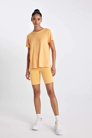 DeFactoFit Standart Fit Bisiklet Yaka Sporcu Basic Düz Kısa Kollu Tişört D1904AX24HSOG607